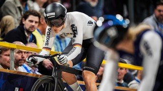 Im Sprint-Halbfinale dominierte Friedrich die französische Weltmeisterin aus 2022, Mathilde Gros, deutlich