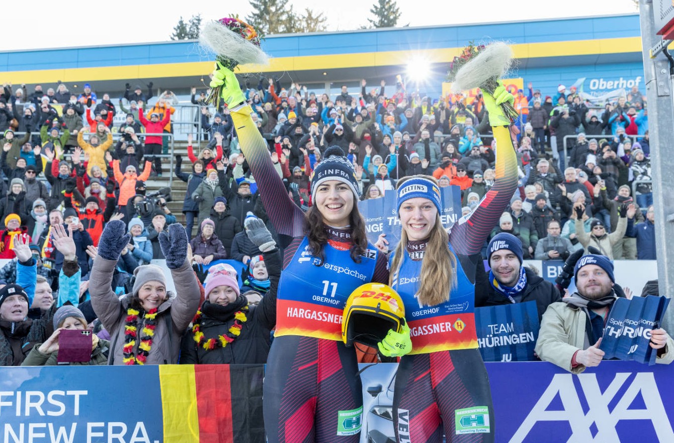 Jessica Degenhardt (links) und Cheyenne Rosenthal rasten zur EM-Goldmedaille Jessica Degenhardt (links) und Cheyenne Rosenthal rasten zur EM-Goldmedaille